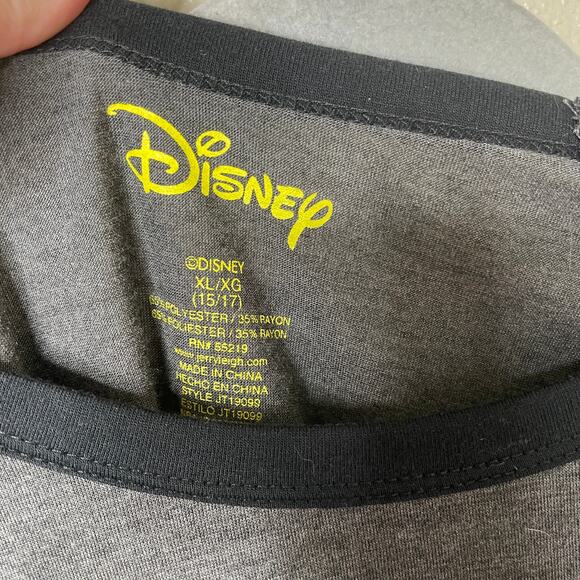 Disney Juniors Mickey Mouse Pocket T-Shirt Size XL (15/17) - Picture 2 of 3